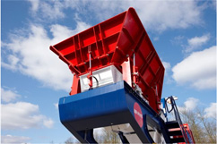 MP-PH系列履帶反擊式移動(dòng)破碎站 MP-PH系列履帶反擊式移動(dòng)破碎站