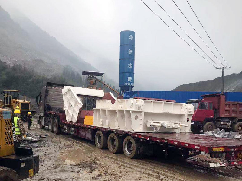 戰(zhàn)勝疫情|華新水泥(長陽)時(shí)產(chǎn)2000噸骨料生產(chǎn)EPCO項(xiàng)目緊張施工中