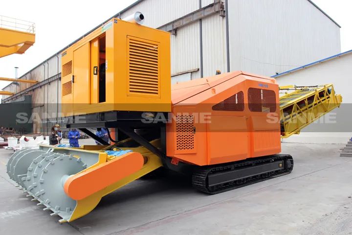 顛覆傳統(tǒng)裝車方式，山美履帶式取料機助您實現(xiàn)降本增效、節(jié)能減排！