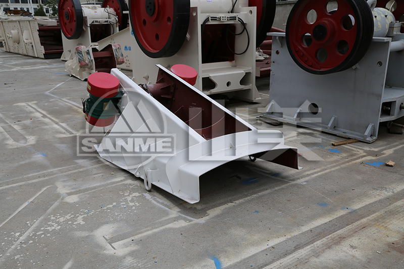 制砂生產(chǎn)線需要哪些破碎設(shè)備呢？