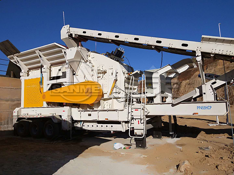 移動式破碎機(jī) 移動式破碎機(jī)