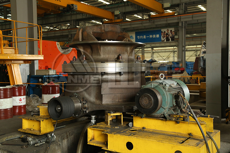 多缸圓錐破碎機(jī)破碎鵝卵石有什么優(yōu)點(diǎn)？