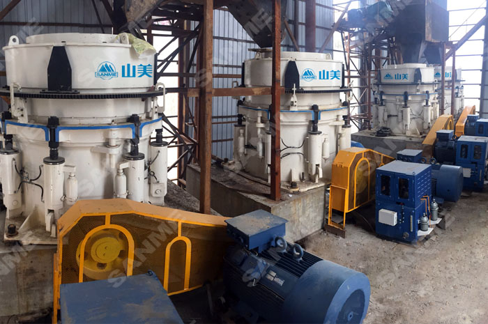 多缸液壓圓錐破碎機(jī) 多缸液壓圓錐破碎機(jī)