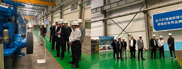 奉賢區(qū)人大常委會黨組書記、主任張培榮一行蒞臨上海山美股份開展“優(yōu)環(huán)境、穩(wěn)經(jīng)濟”大走訪大調(diào)研