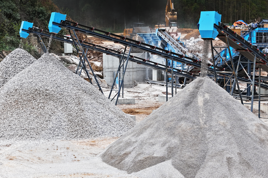 投產(chǎn)|山美雪橇式模塊化破碎篩分裝備助力廣西石灰石破碎項(xiàng)目建設(shè)