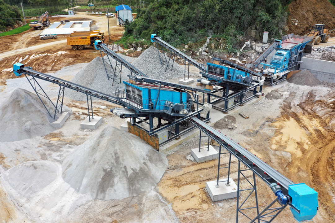 投產(chǎn)|山美雪橇式模塊化破碎篩分裝備助力廣西石灰石破碎項(xiàng)目建設(shè)