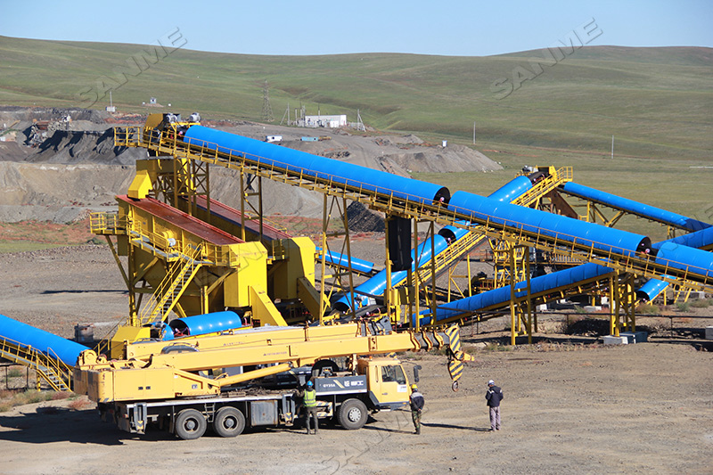 機(jī)制砂生產(chǎn)線選固定式還是移動(dòng)式？理性選擇提升生產(chǎn)效率